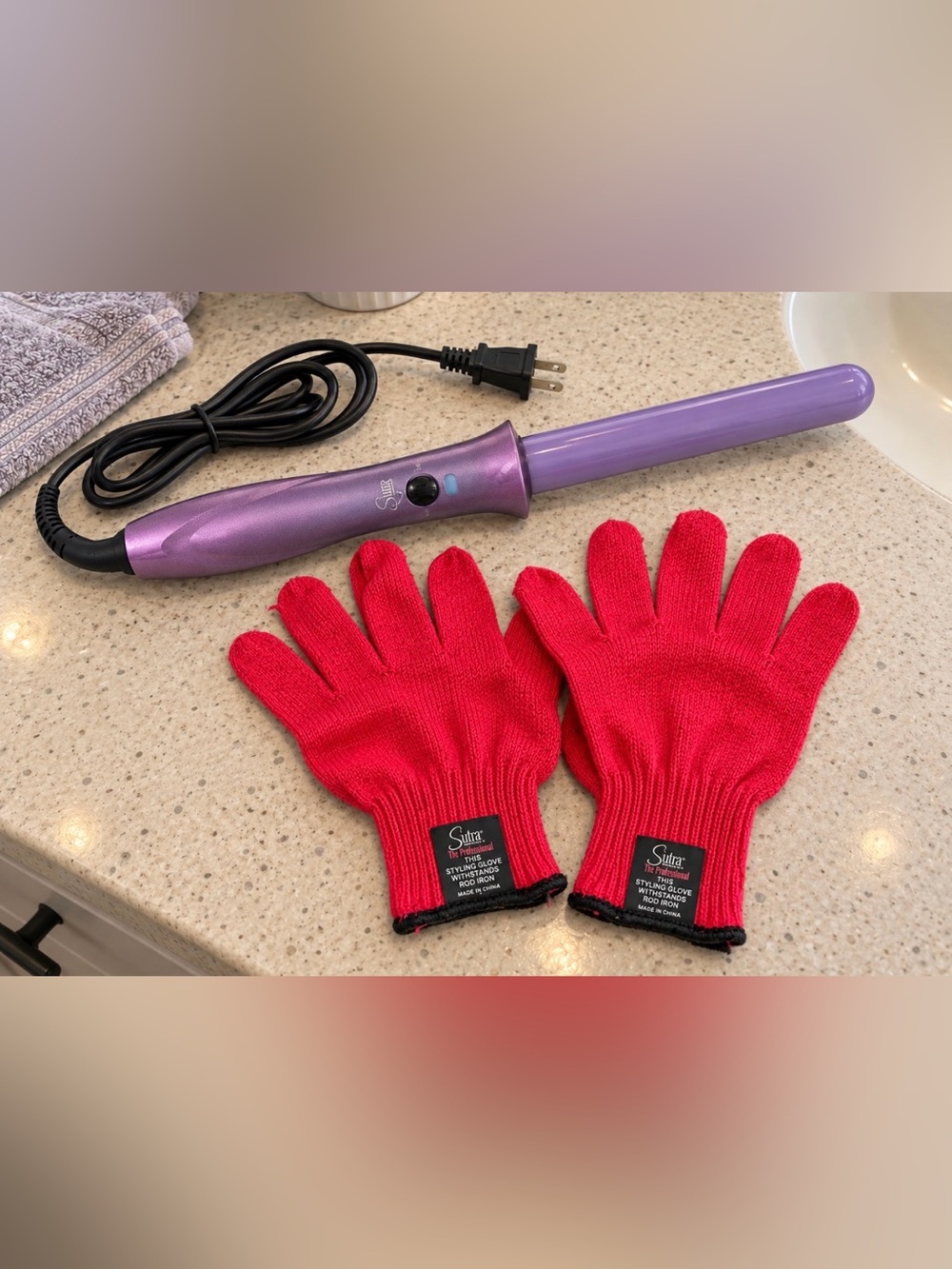 Sultra 1” Ceramic Curling Iron and Gloves